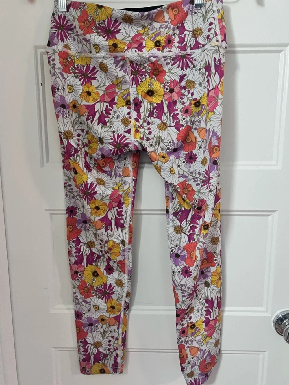 Noli Yoga Floral Workout Set - Picture 6 of 8